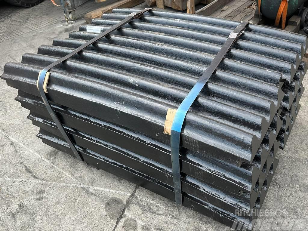 Kinglink Jaw Plate For Jaw Crusher CT2036 CT3042 Knuseskuffer