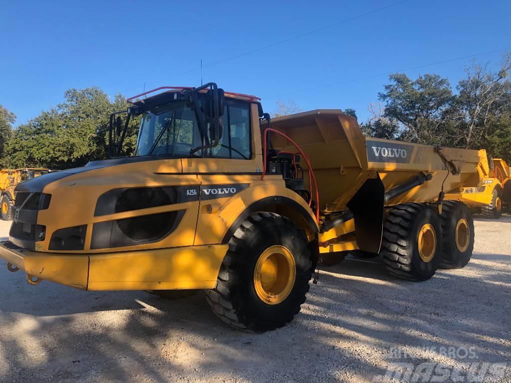 Volvo A25G Tippbil