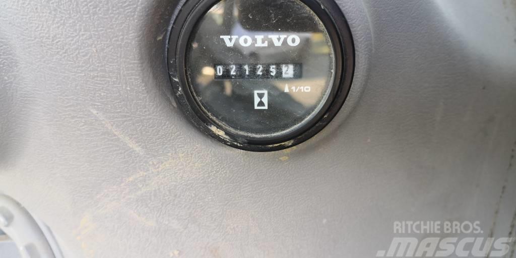 Volvo PL 4809 E Rørutleggere