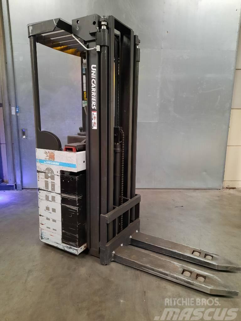 UniCarriers 200SDTFVJN540 Stablere