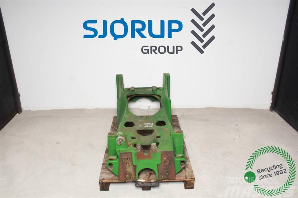 John Deere 7930 Front axle support Chassis og understell