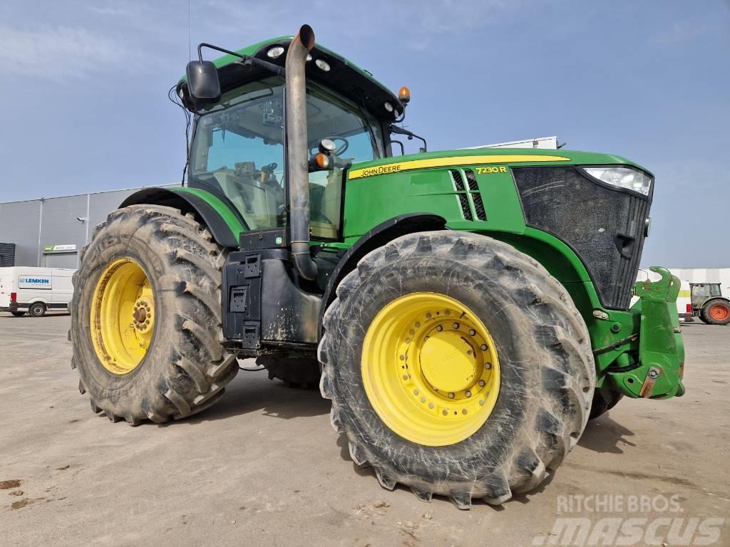 John Deere 7230 R Traktorer