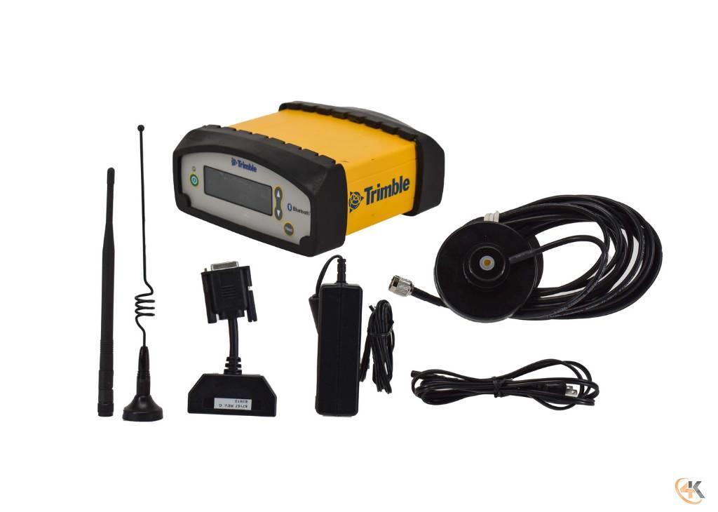 Trimble SNB900 GPS Radio Repeater w/ Internal 900MHz Radio Andre komponenter