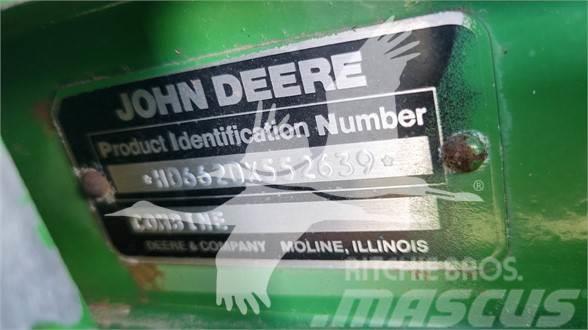 John Deere 6620 Skurtreskere