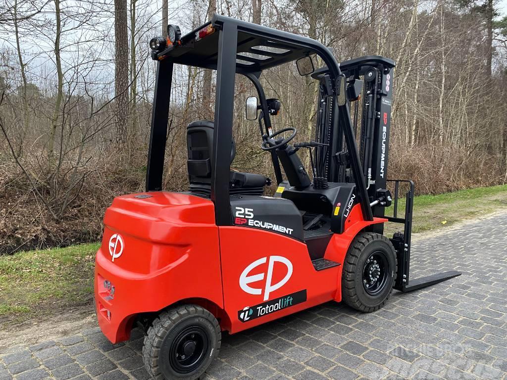 EP EFL253-B 2500 KG TRIPLEX 4800MM MAST Elektriske trucker