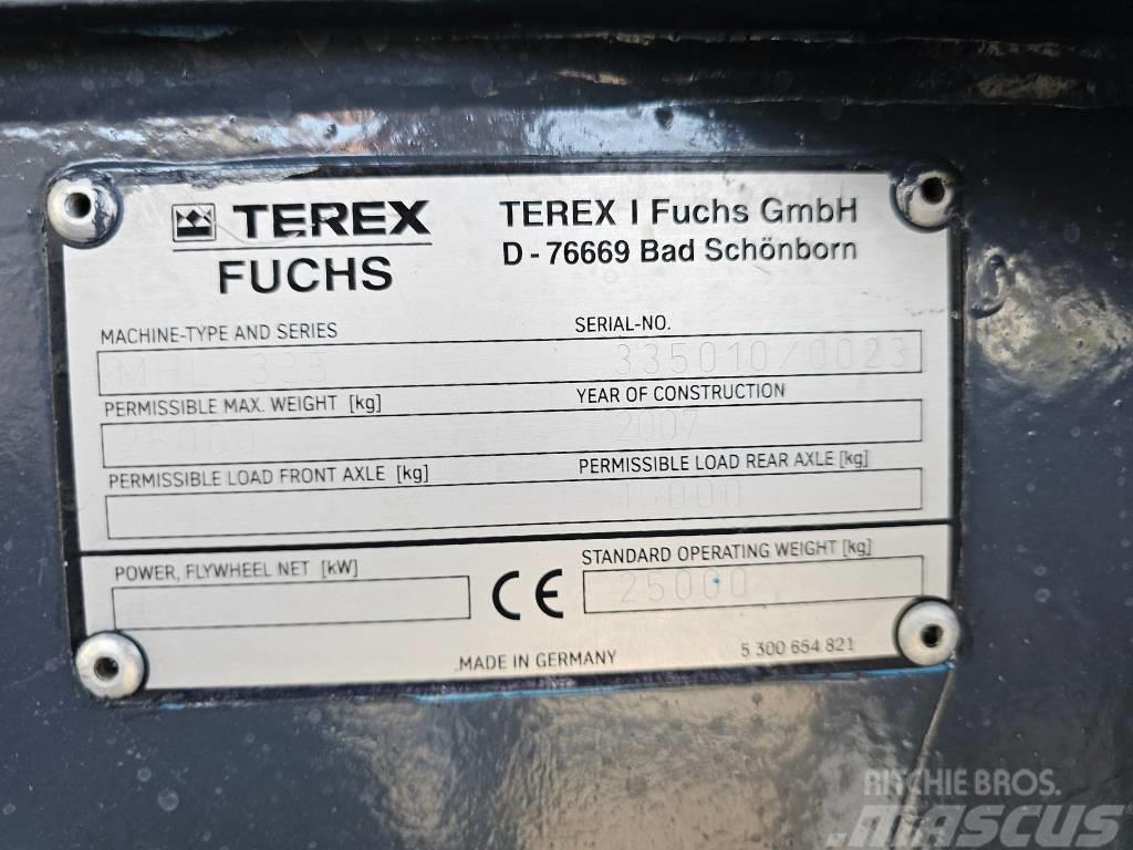 Fuchs MHL 335 Material Handler Gravemaskiner for riving