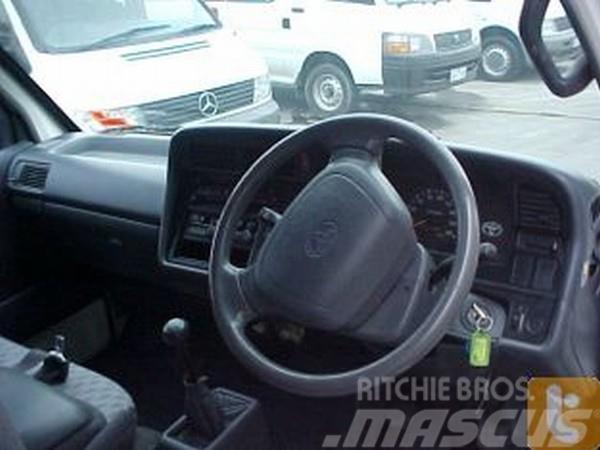 Toyota HIACE RZH103R Varebiler
