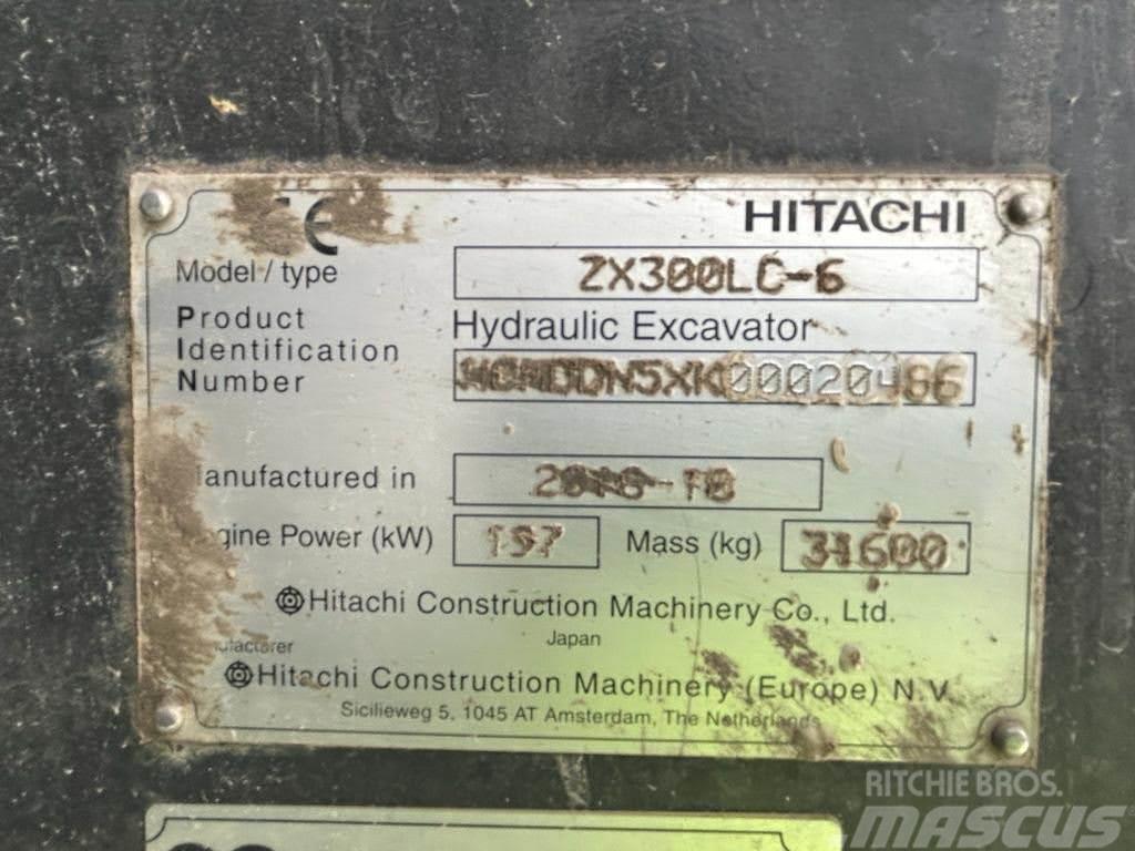 Hitachi ZX 300 LC-6 Beltegraver