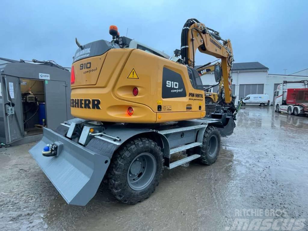 Liebherr A910 Compact Uthyres/For Rental Hjulgravere
