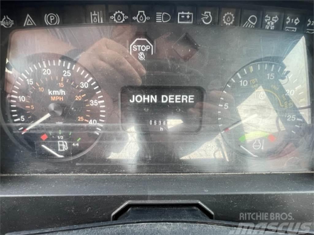 John Deere 6100 Traktorer