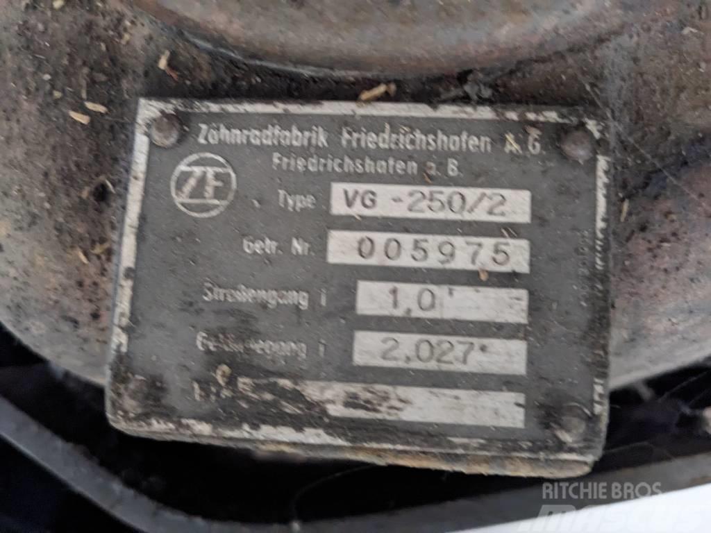 ZF Verteilergetriebe VG-250/2 Girkasser