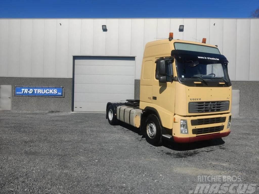 Volvo FH 440 WITH TIPPING HYDRAULICS Trekkvogner
