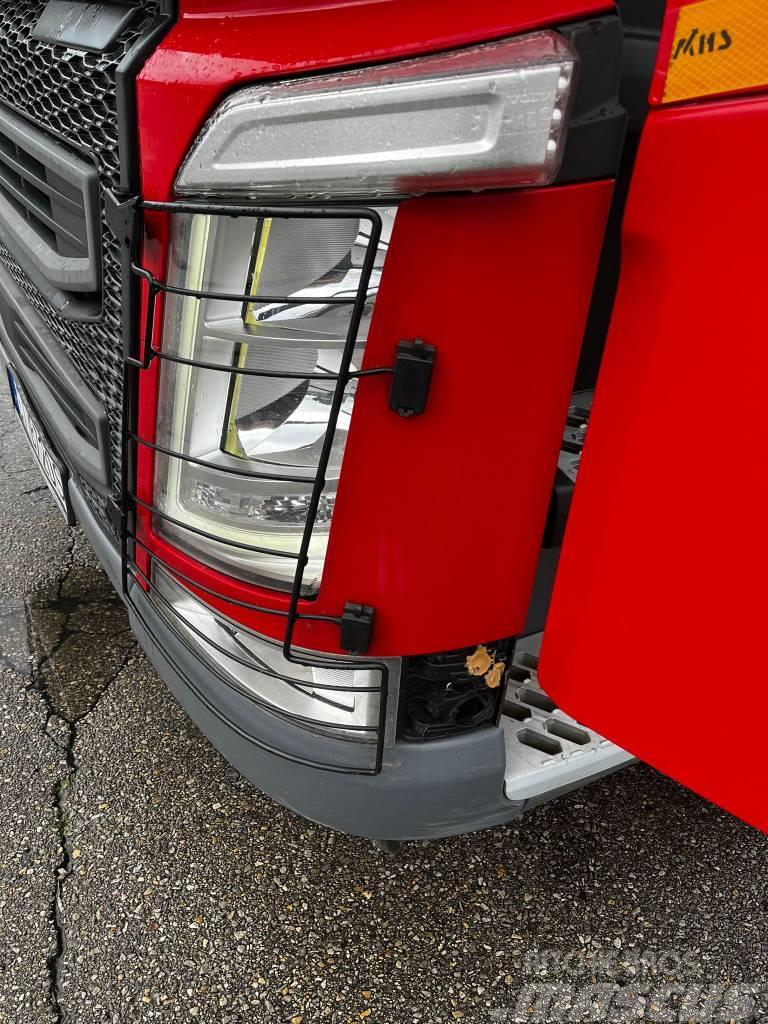 Volvo w zabudowie MHS FH Tømmerbiler