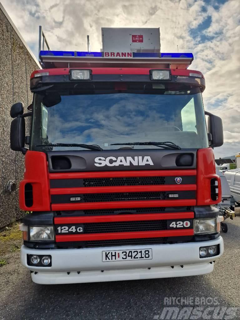 Scania 124 G 420 Brannbil