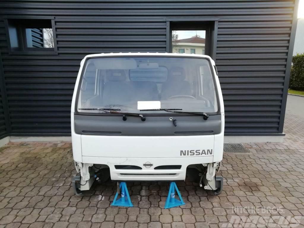 Nissan CABSTAR (1996-2006) Førerhus og Interiør