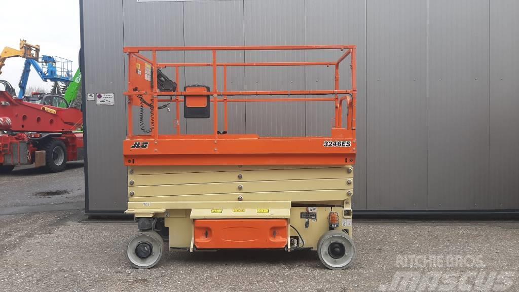 JLG 3246 ES / NEW BATTERIES / 4x units on stock Sakselifter