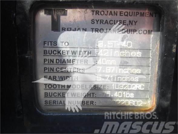 Trojan 42 NEW TROJAN HYDRAULIC TILT DITCHING BUCKET Skuffer