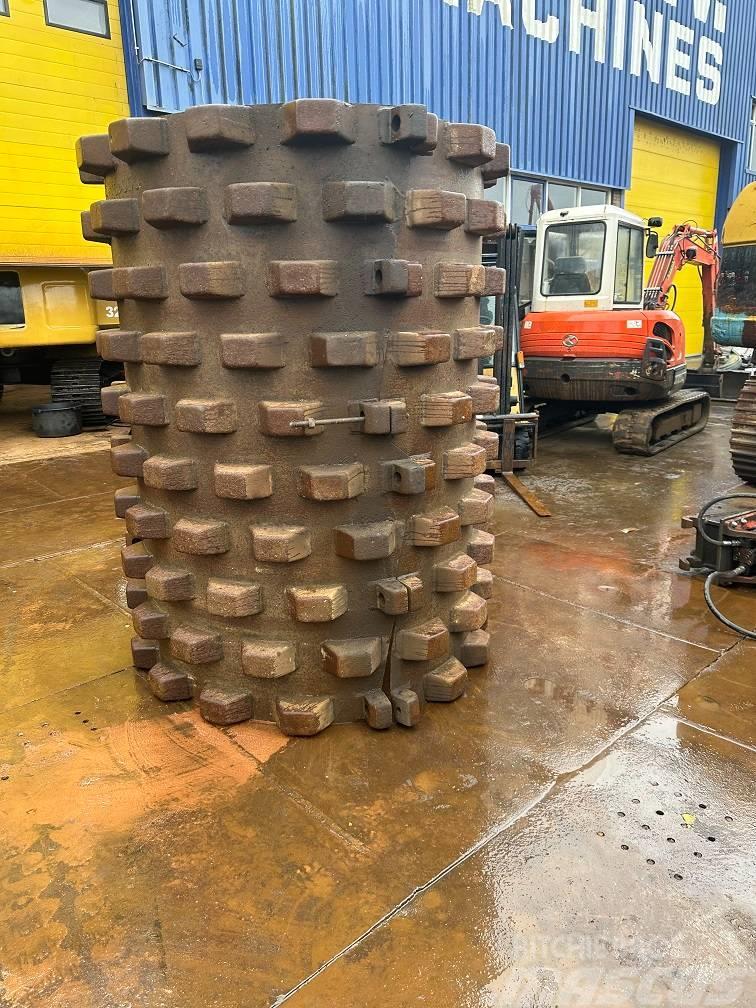 Padfoot shell 146cm diameter Valser