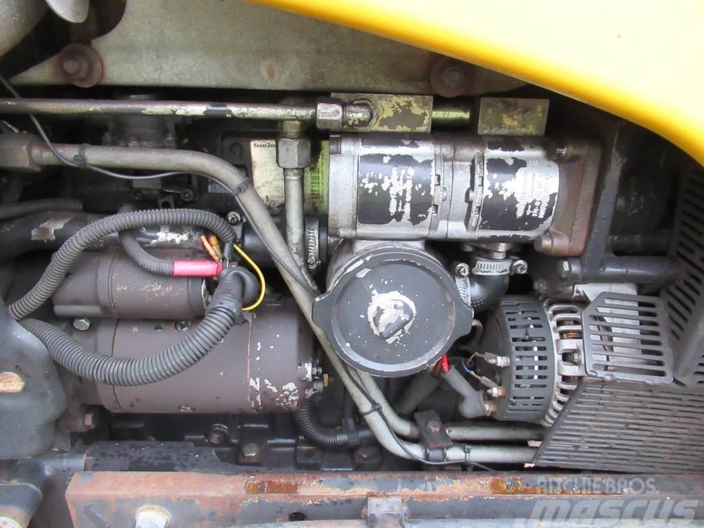 Valtra A75 4x2 + Fronthef Traktorer