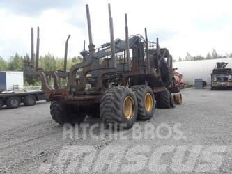 Ponsse Buffalo breaking for parts Traktor med skogsutstyr