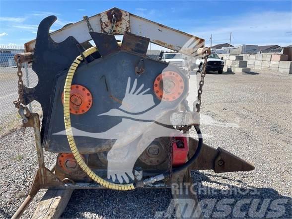 Xcentric XR30 RIPPER FOR 24-30 TON EXCAVATORS Rippere