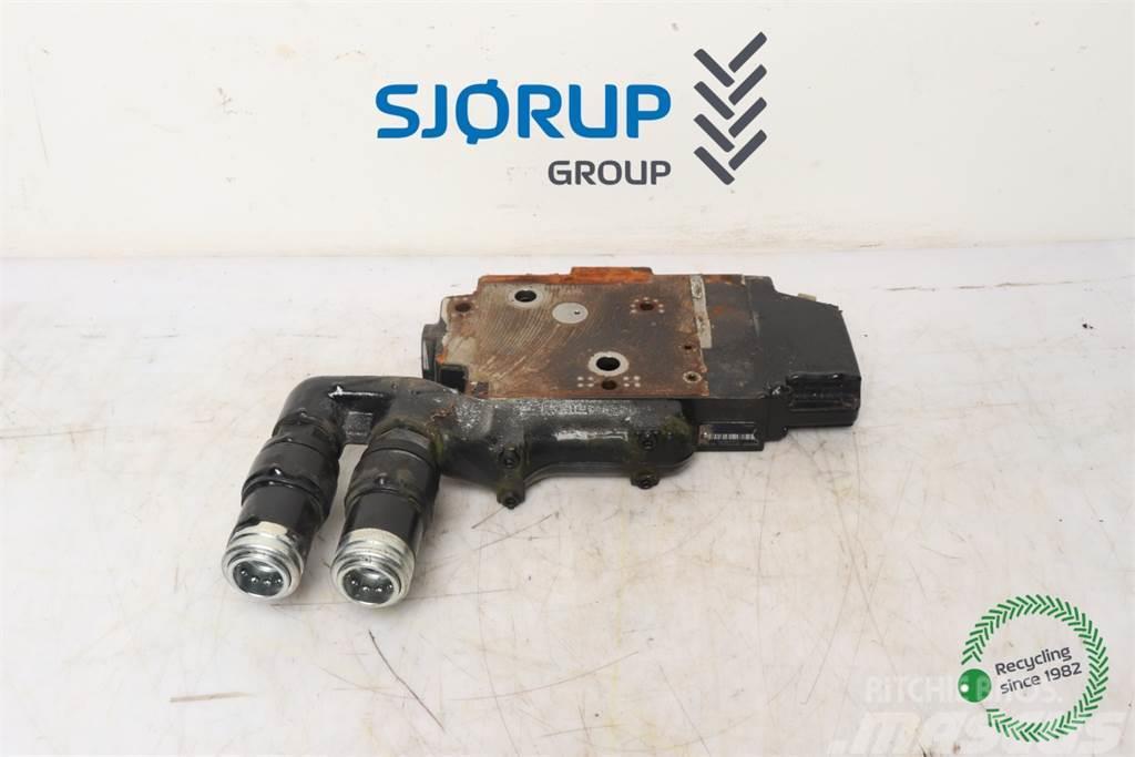 Steyr 4130 Profi Remote control valve Hydraulikk
