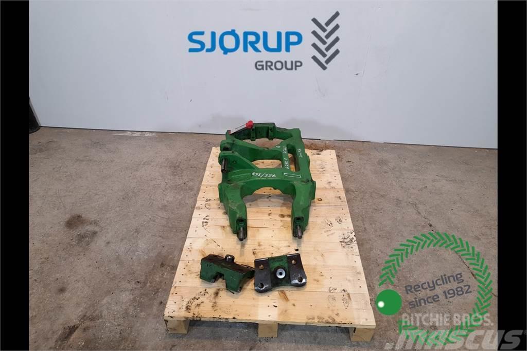 John Deere 6250R Front axle support Chassis og understell