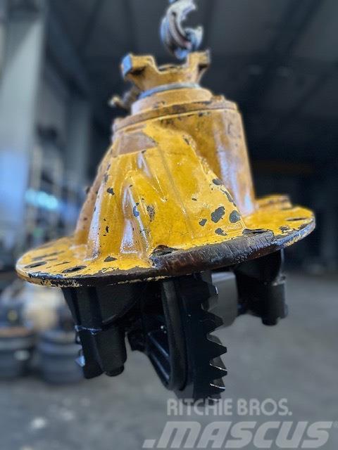 Volvo A 25 C FRONT AXLES DIFFERANTIAL Aksler