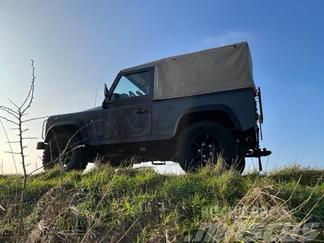 Land Rover Defender 90 iconic soft top year 2013 Personbiler