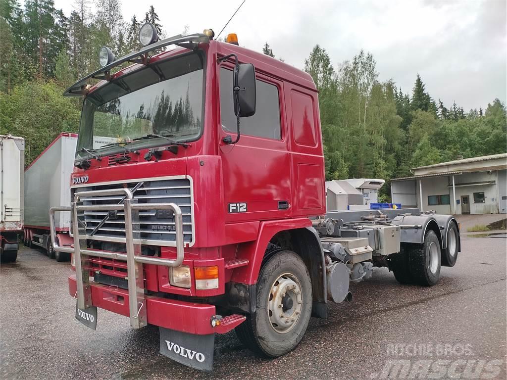 Volvo F12 6x2 vaijerilaite Kabelløft lastebiler