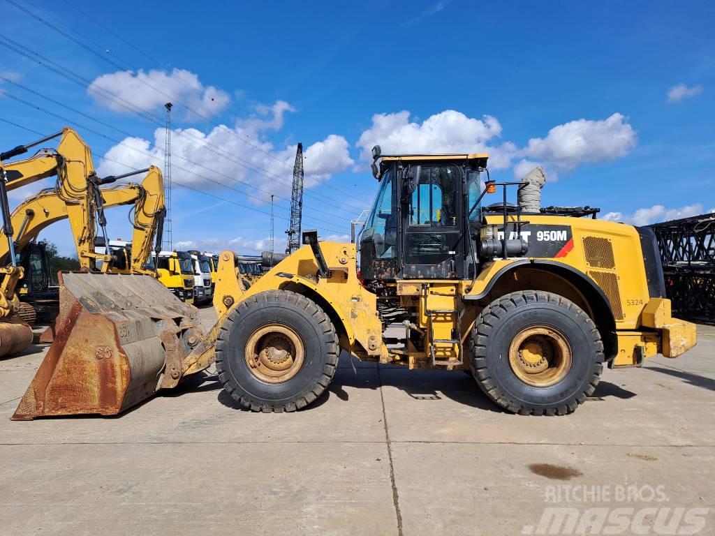 CAT 950 M (new tyres + round steer) Hjullastere