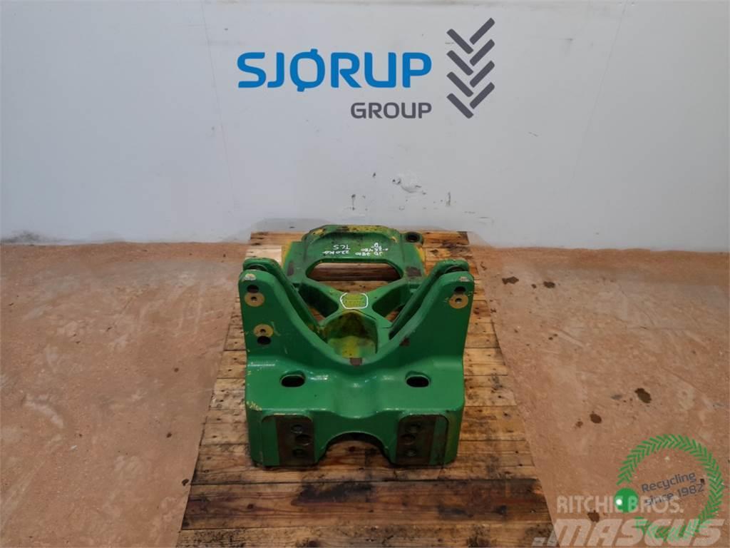 John Deere 7810 Front axle support Chassis og understell