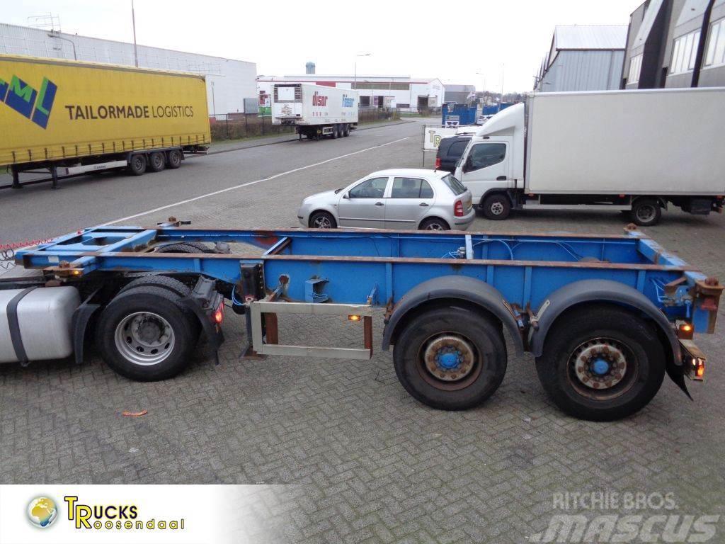 Renders Euro 700 + 2 Axle Containerchassis Semitrailere