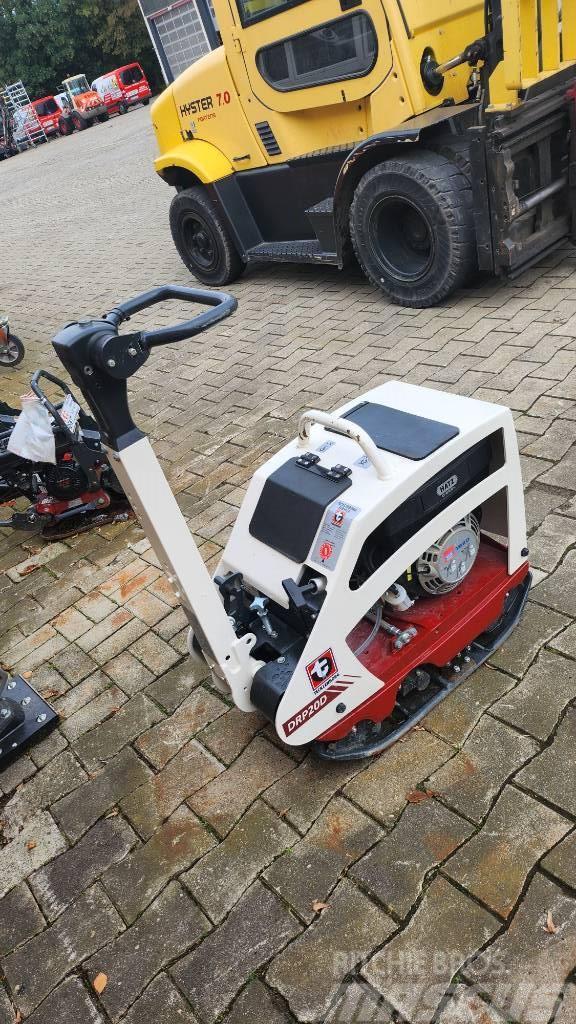 Dynapac DRP20D (210 kg / 420 mm / 35 kN) Vibroplater