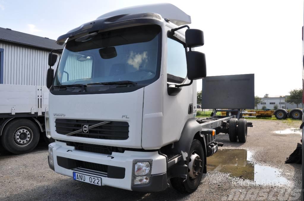 Volvo FL240 4x2 Chassis