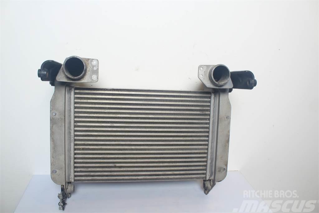 Challenger MT665C Intercooler Motorer