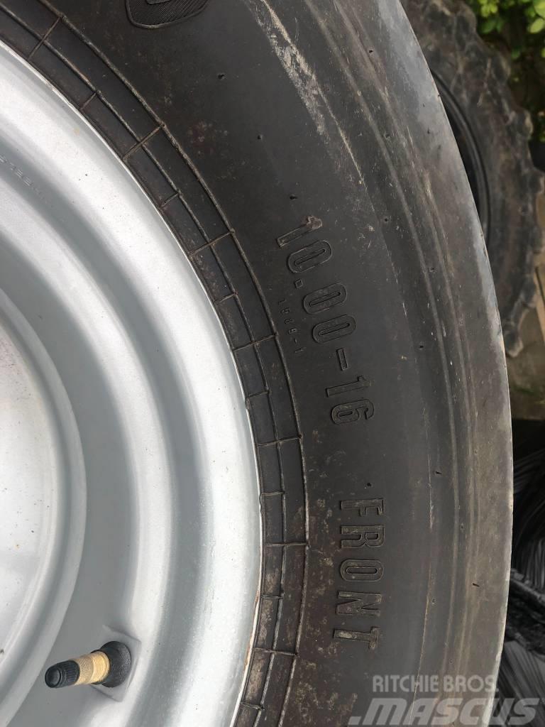 Massey Ferguson 10.00 16CP 10PR Wheels & Tyres Dekk, hjul og felger