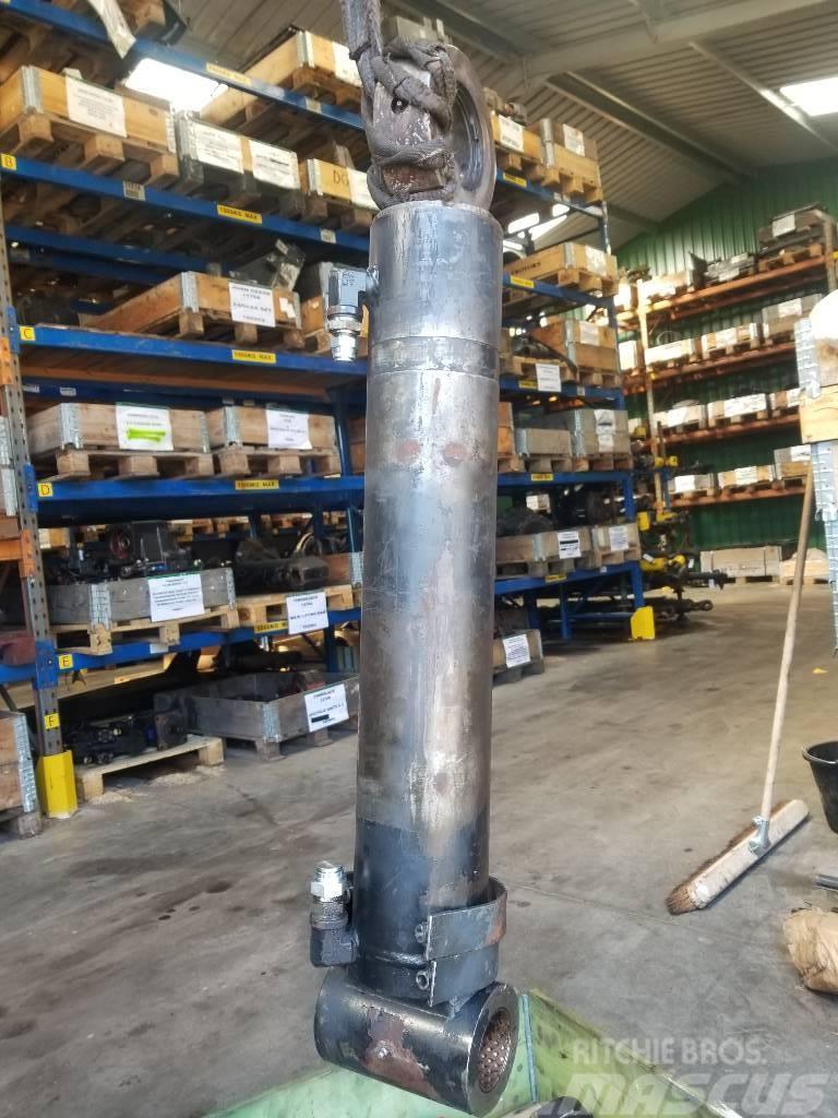 Ponsse Wisent Main Lift Cylinder Hydraulikk