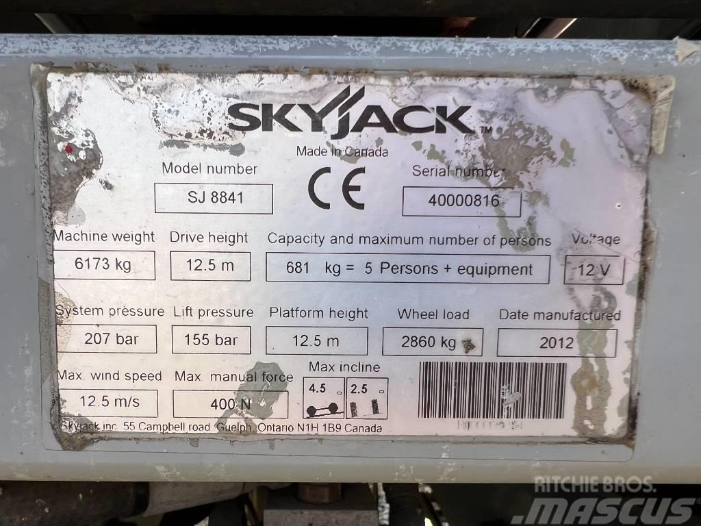 SkyJack SJ 8841 Sakselifter