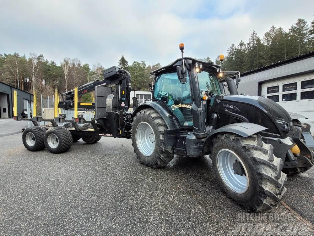 Valtra N 154 e Versu TwinTrac + Palms 13 U Traktor med skogsutstyr