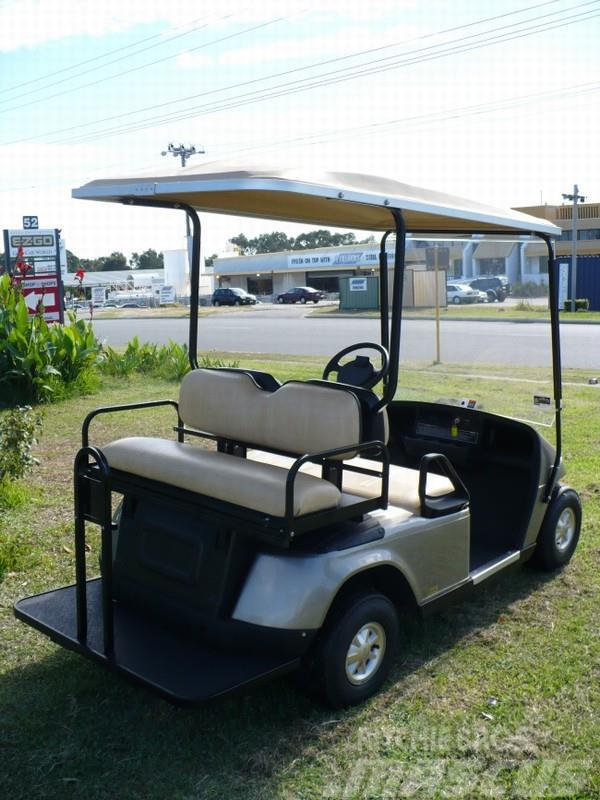  Rental 4-seater people mover Golfbil