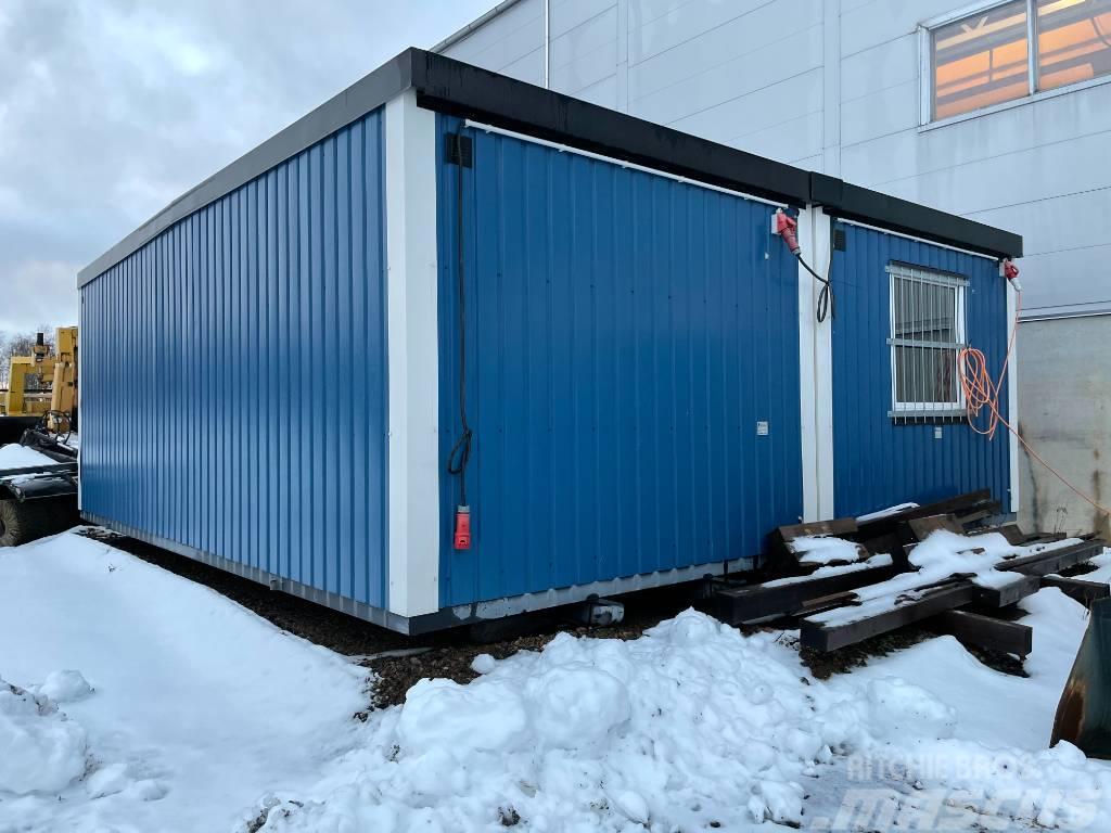  Container Isolated Socialspace Twin 717 Spesial containere
