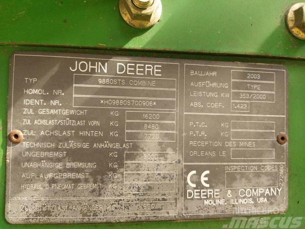 John Deere 9880 STS Skurtreskere