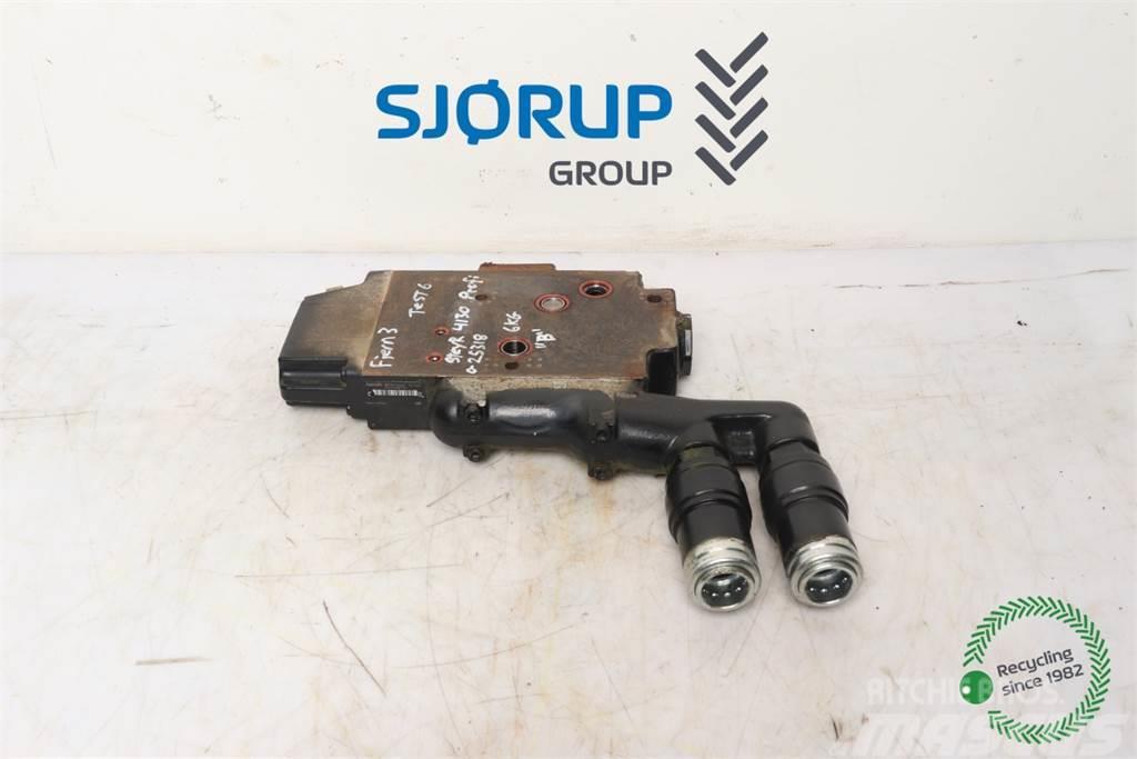 Steyr 4130 Profi Remote control valve Hydraulikk