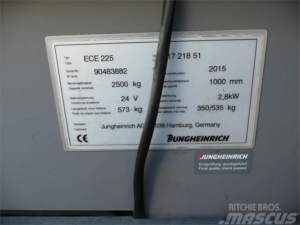 Jungheinrich ECE 225 2380x510mm Lavtløftende plukketruck