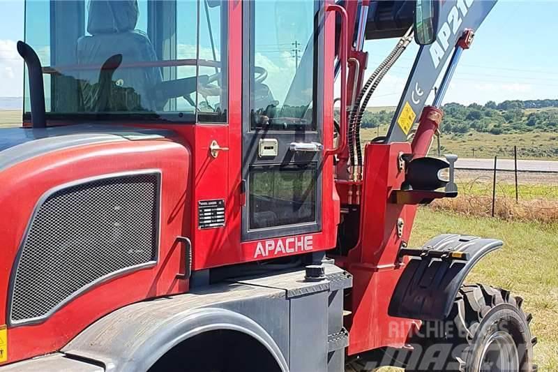 Apache Forklift and loader 1.5 TON Andre lastebiler