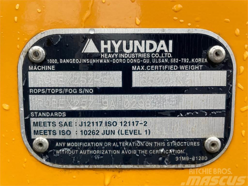 Hyundai 25z-9ak - 2.700 kg. minigraver / 350 Timer / Står  Minigravere <7t