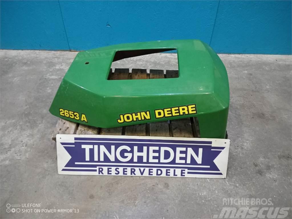 John Deere 2653A Motorhjelm AMT1652 Andre komponenter