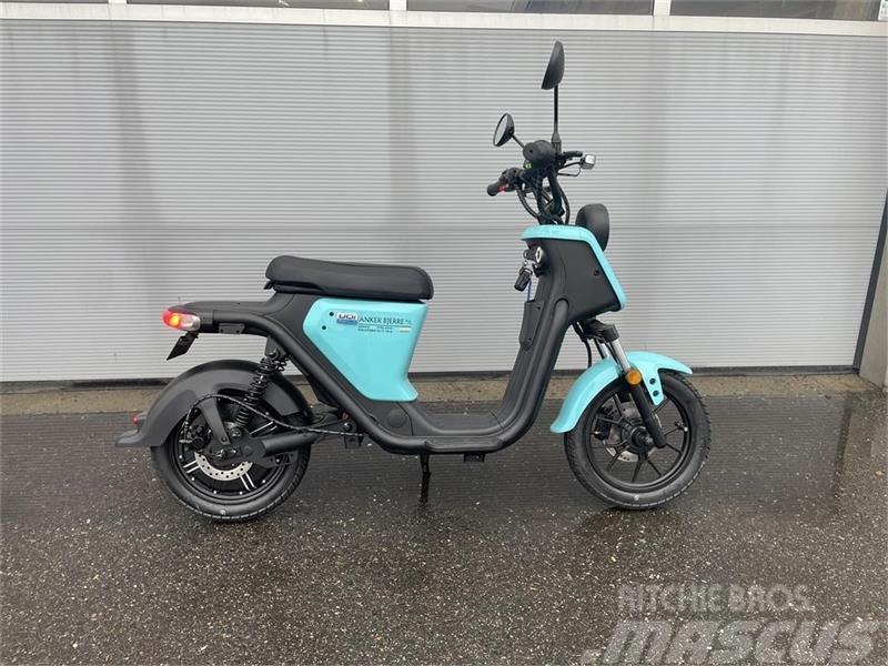  Niu  Uqi Sport 30 km/t el scooter fabriksny Personbiler