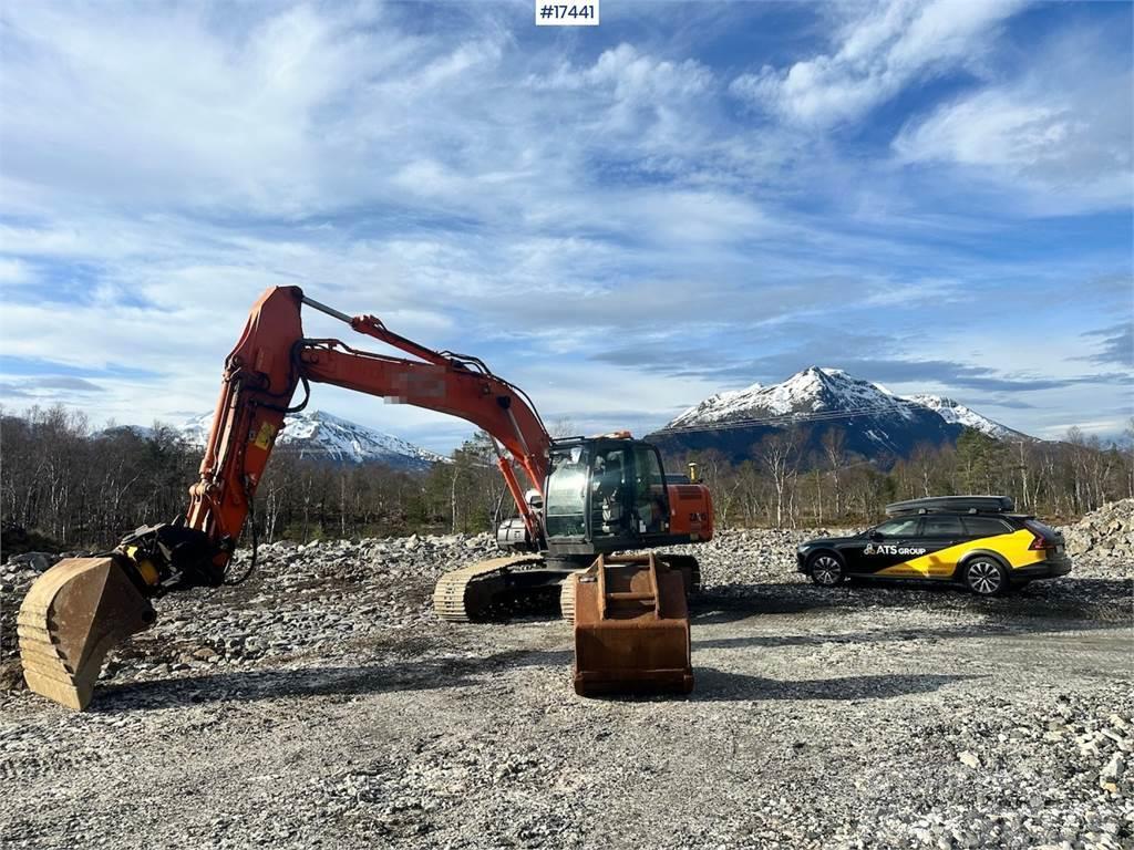 Hitachi ZX210LC-5B Tracked excavator w/ Newly overhauled R Beltegraver